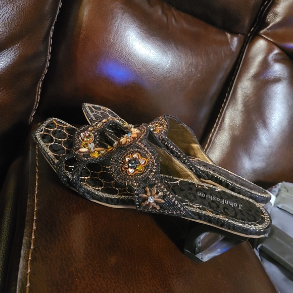 John Fashions - Picture 2 of 8